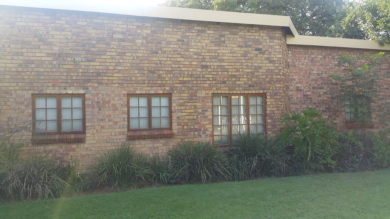 Albatross B&B Benoni Exteriér fotografie